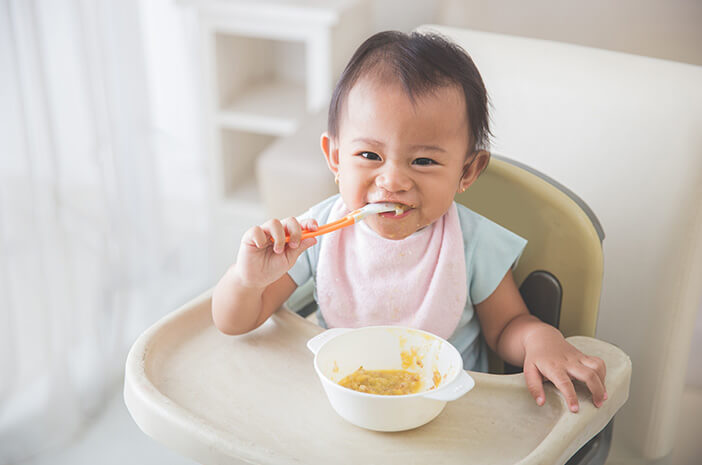 Sewa Kursi Makan Bayi di Bali